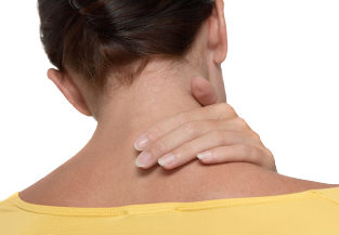 comment se débarrasser des douleurs dans le cou